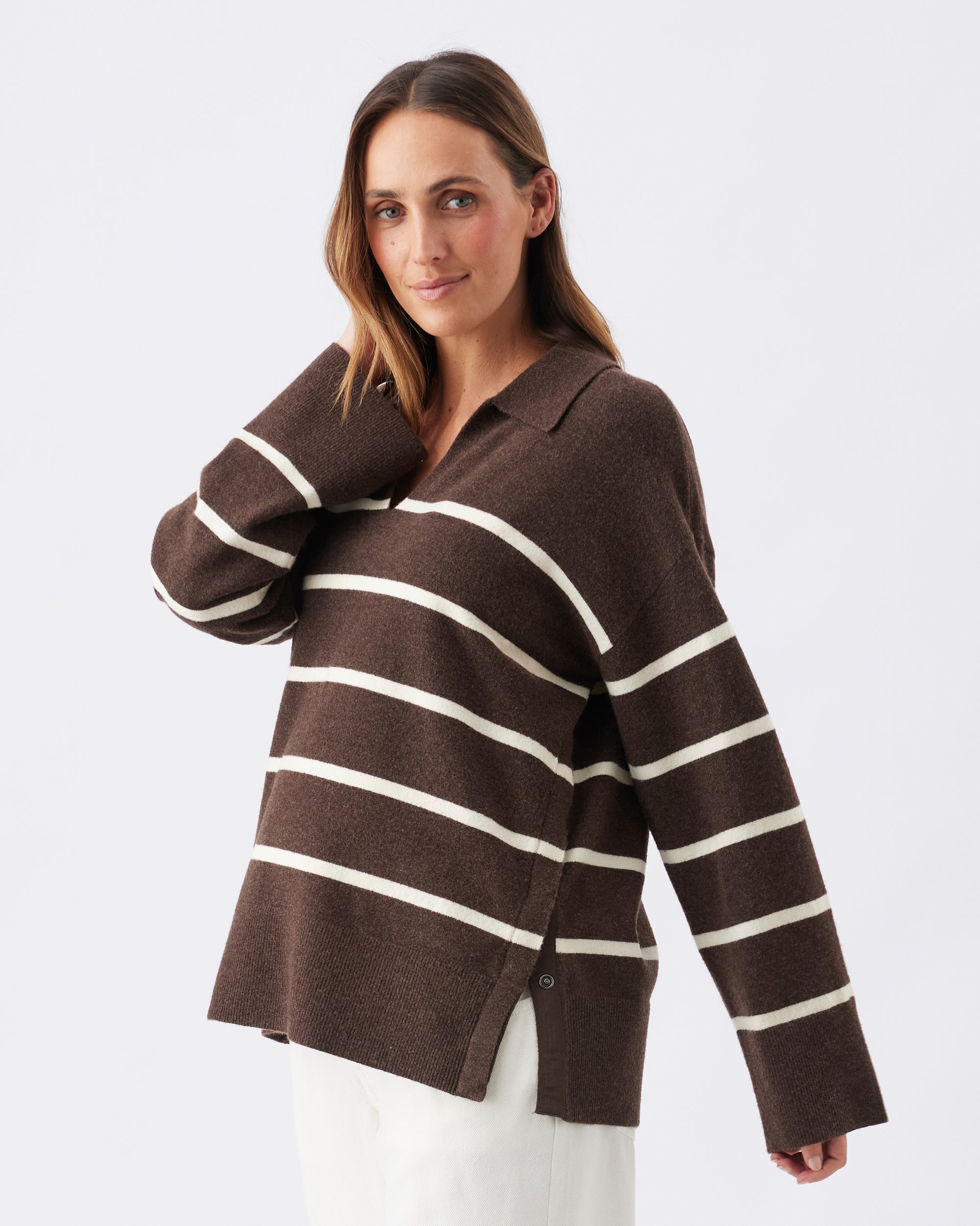Scout Nursing Knit Chocolate / White