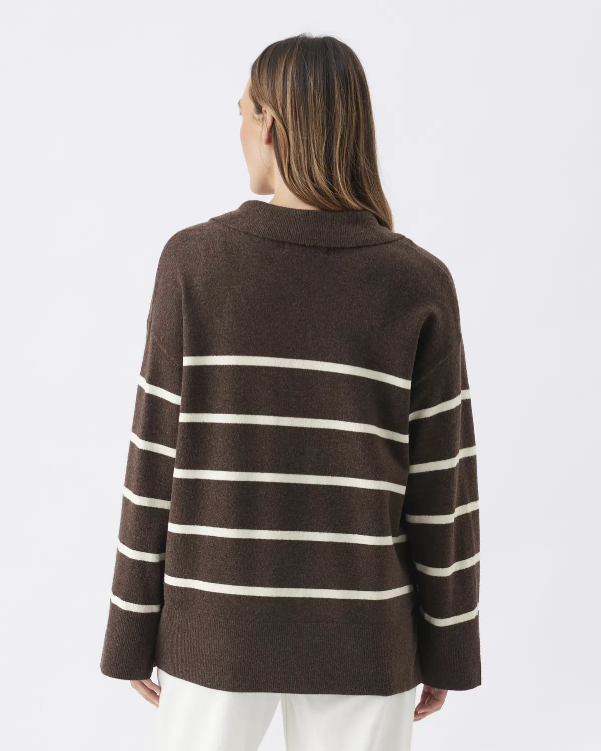 Scout Nursing Knit Chocolate / White