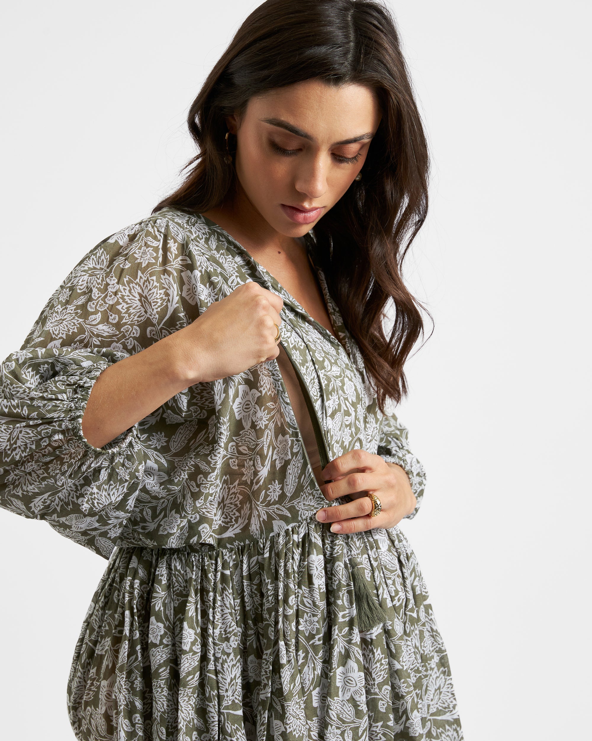 Cali Nursing Dress Olive / White