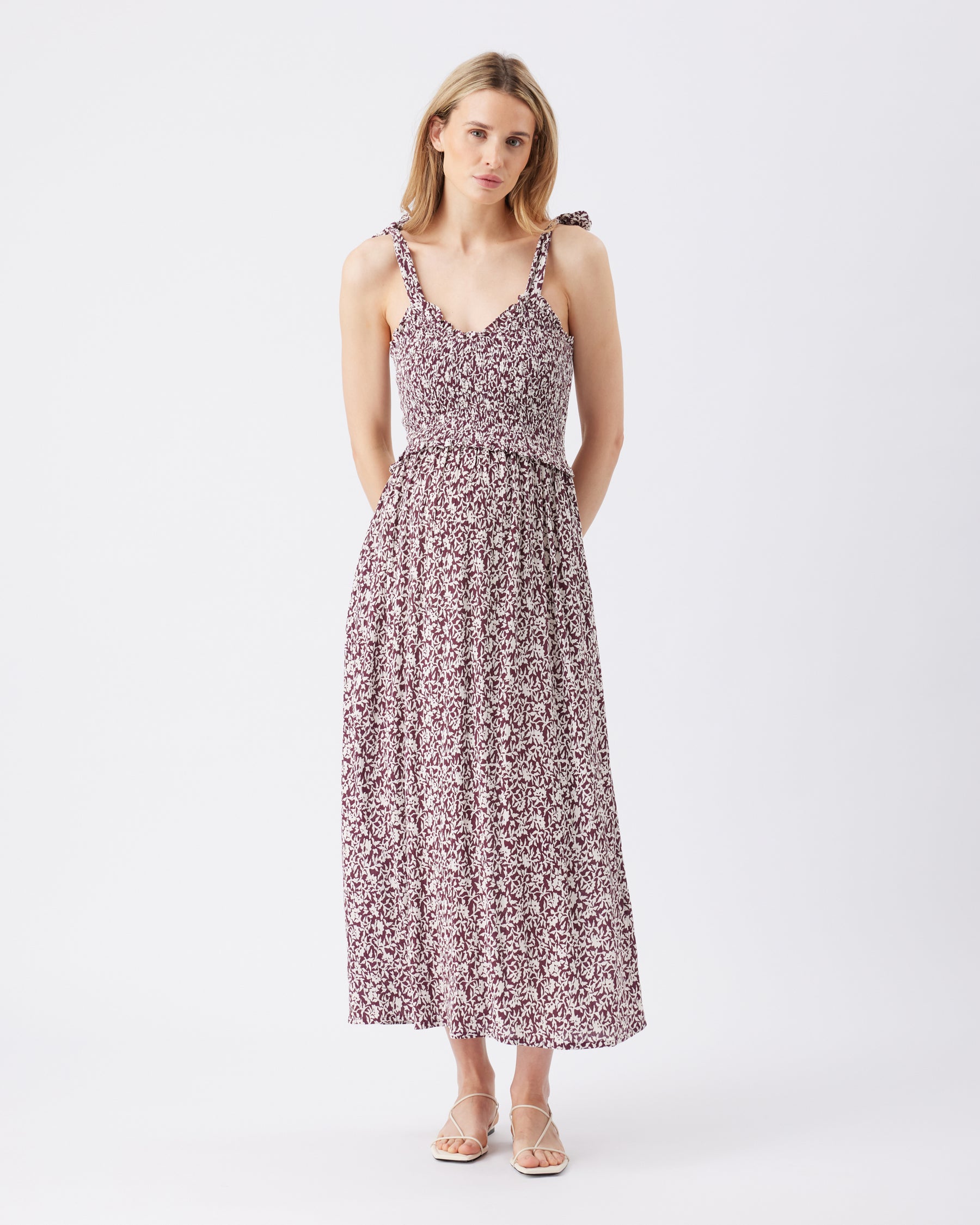 Dana Shirred Dress Maroon / White