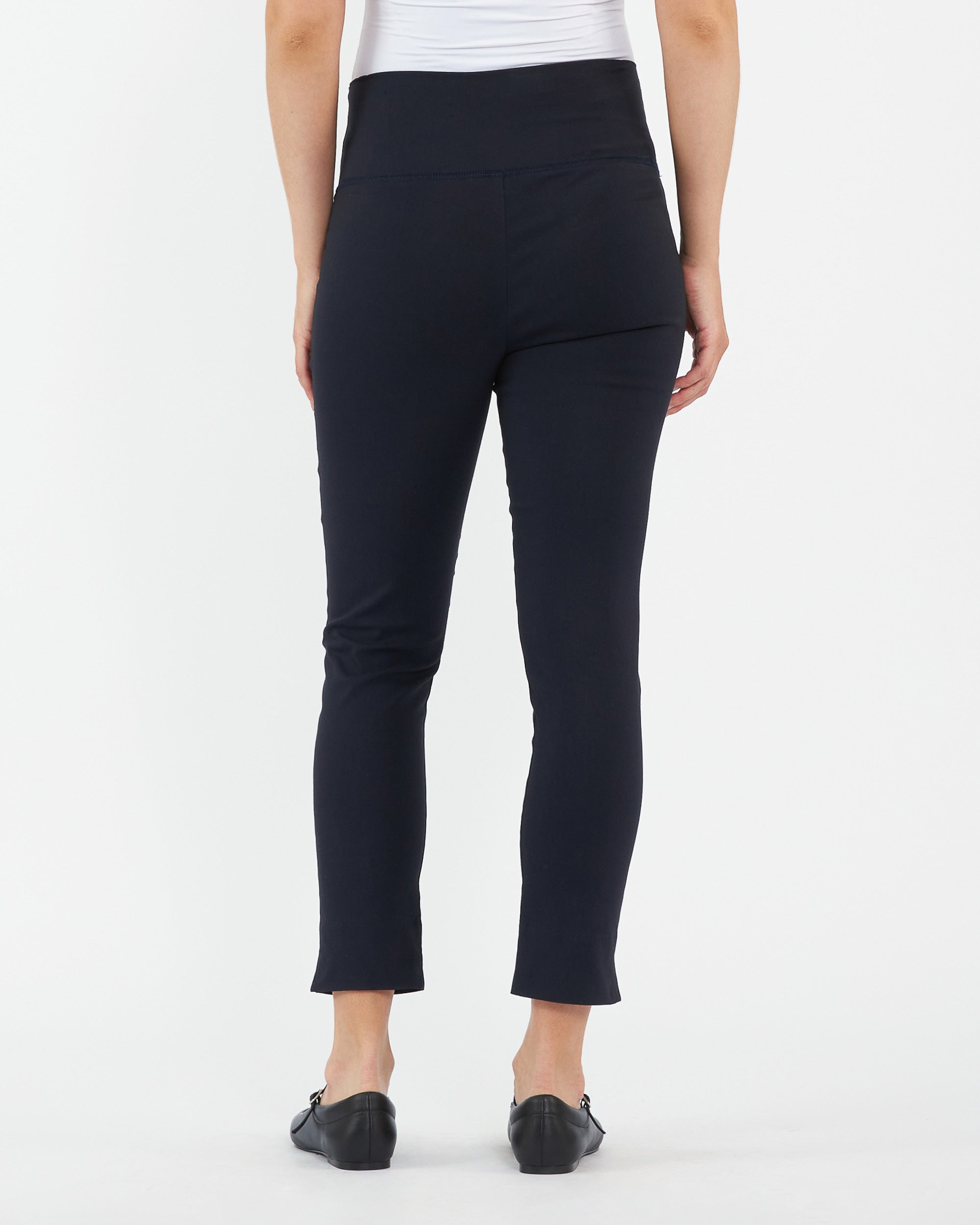 Suzie Capri Pant Navy