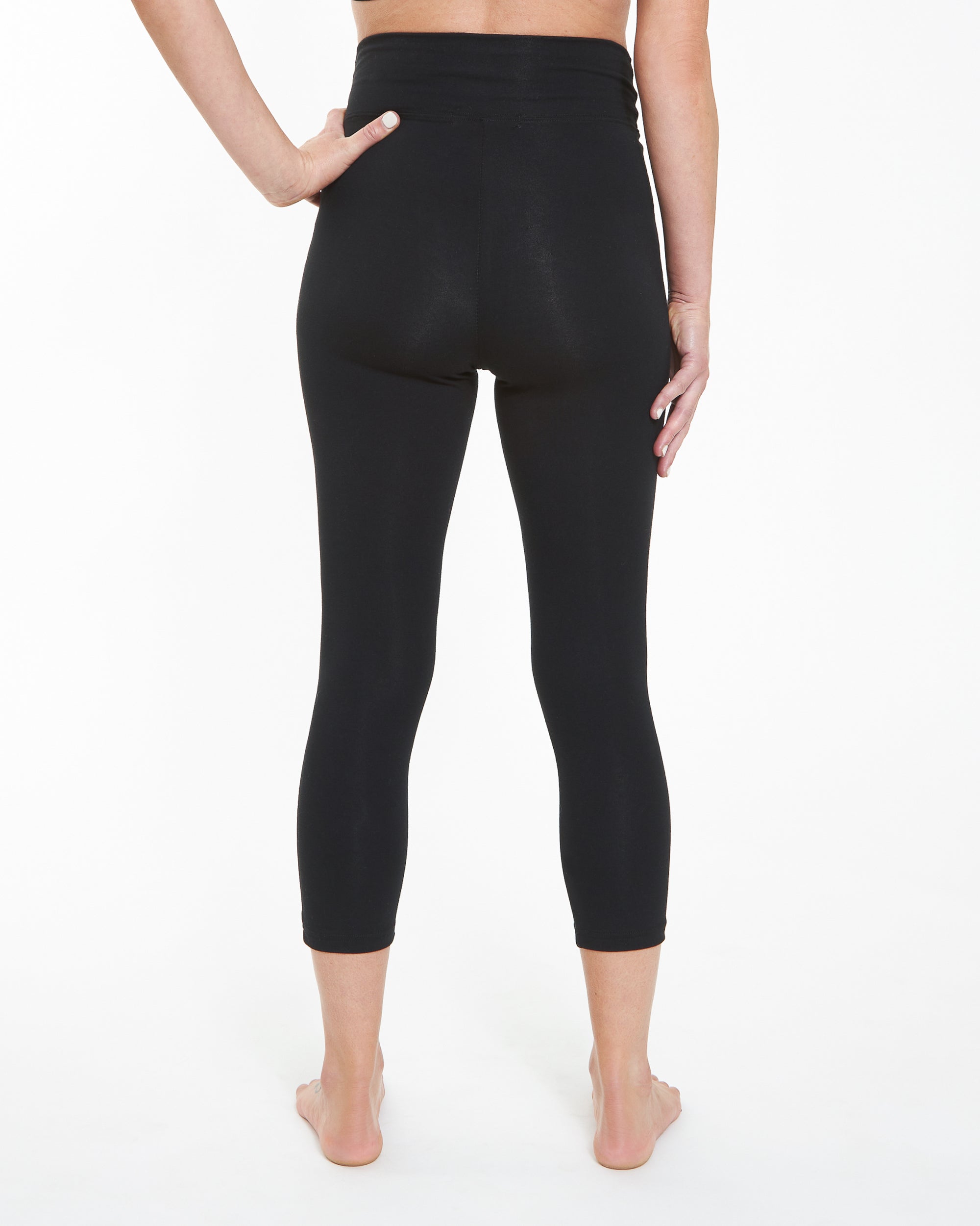 Organic Essential 3/4 Leggings Black