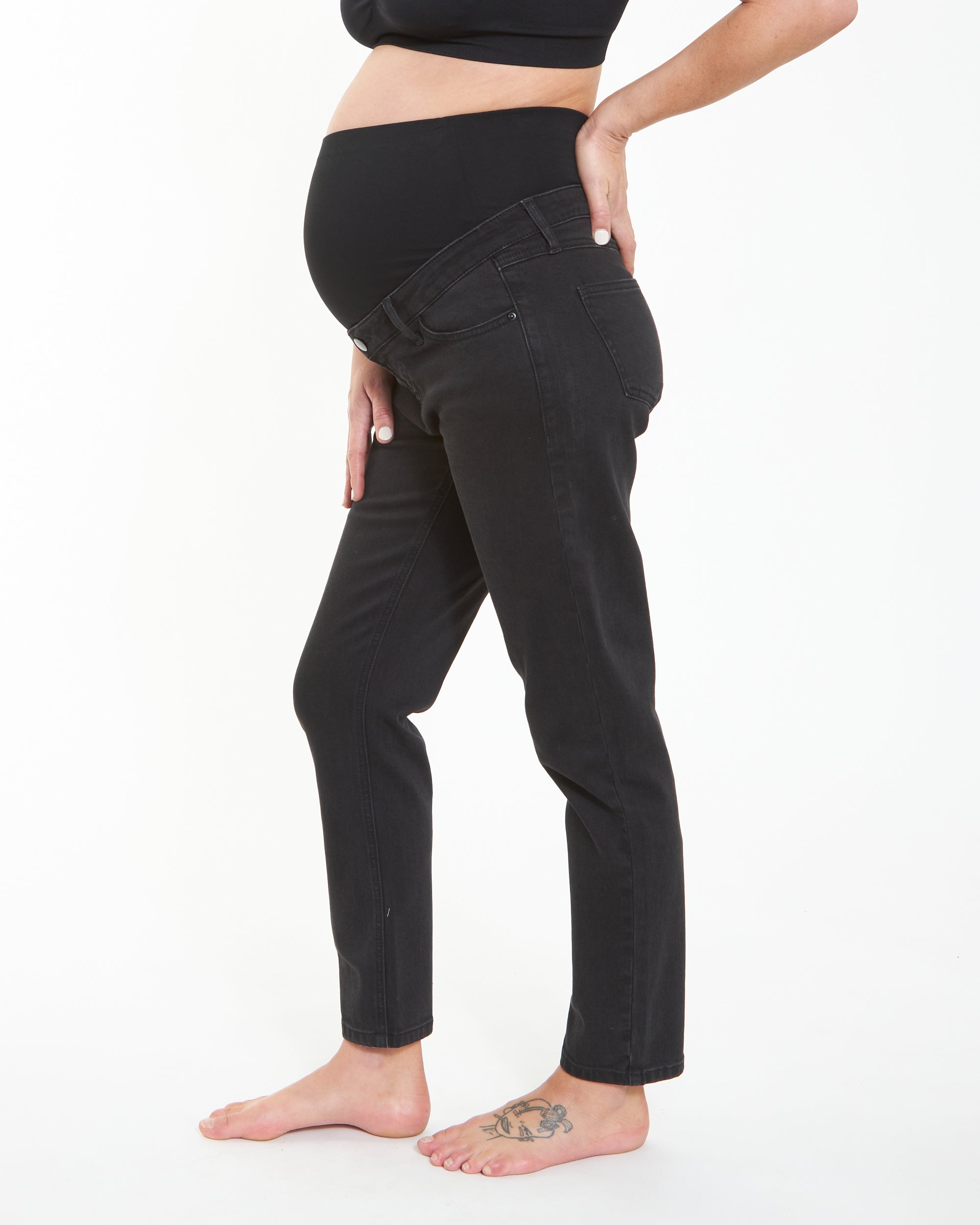 Hunter Over Bump Crop Jean Black