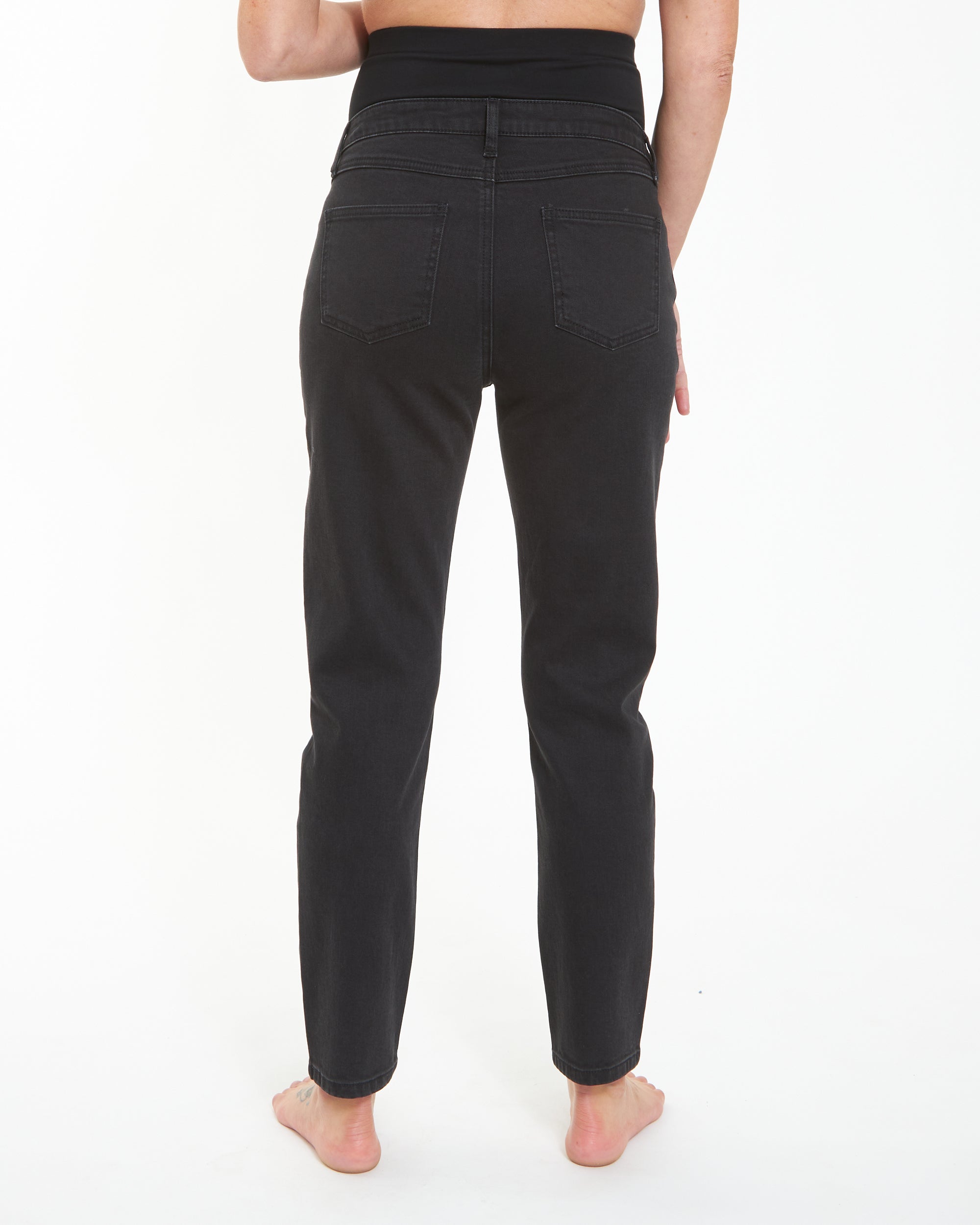 Hunter Over Bump Crop Jean Black