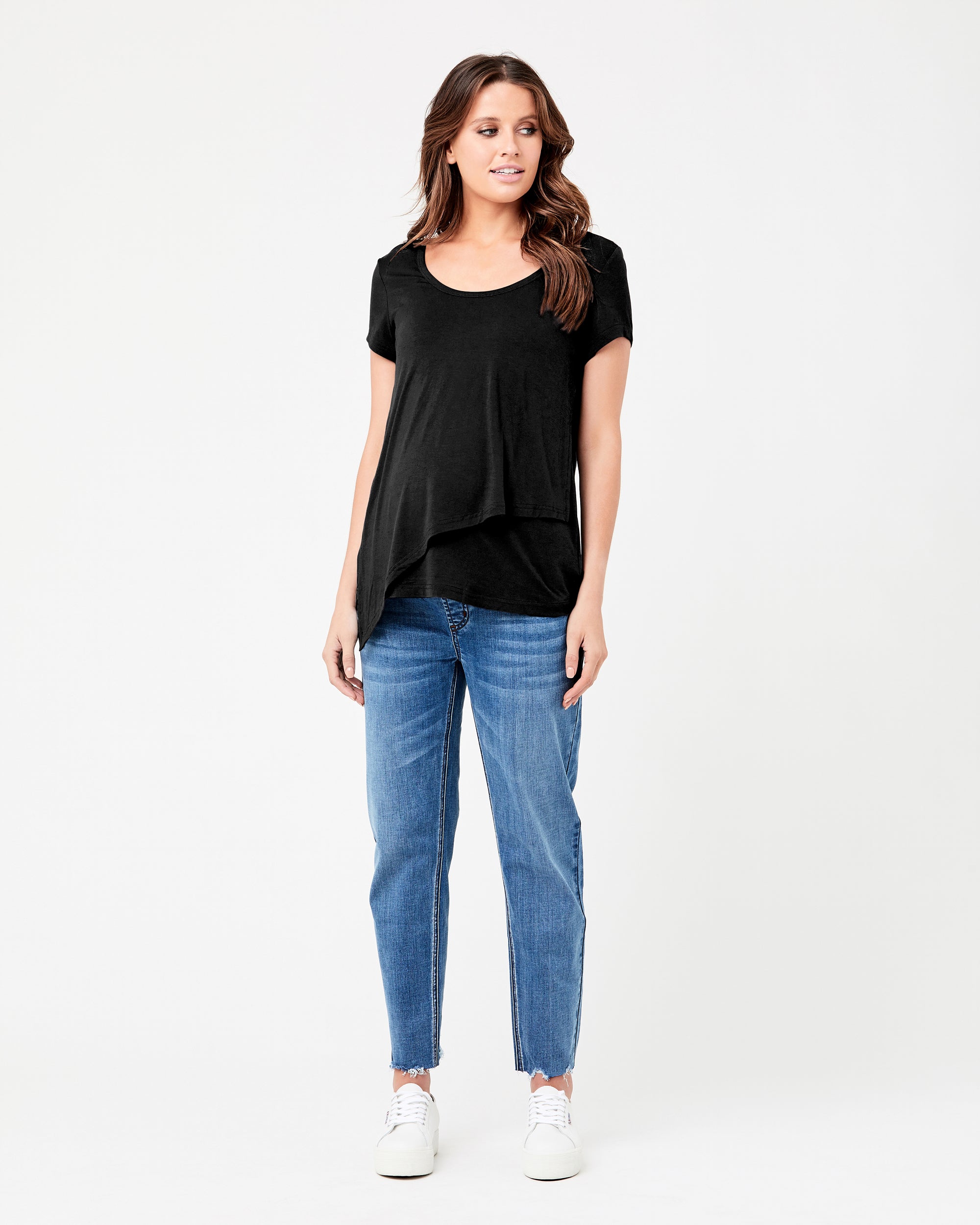 Lara Nursing Tee Black