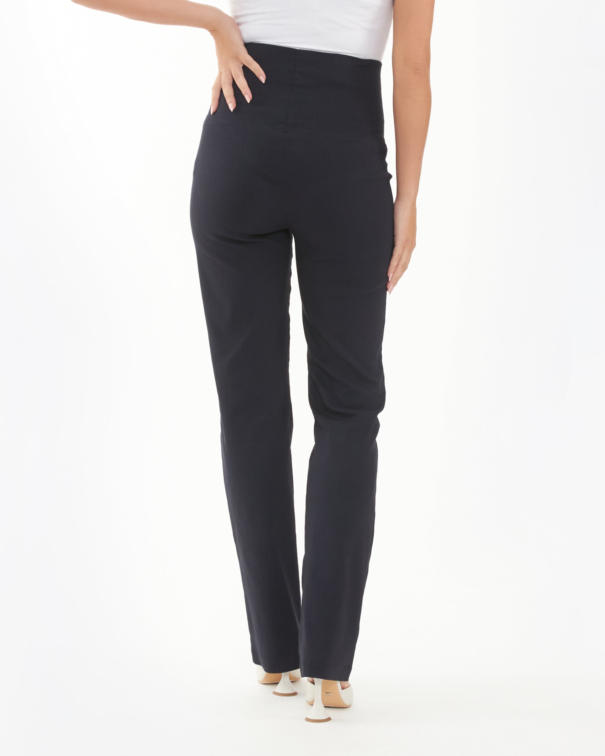 Phoenix Straight Leg Pant Navy