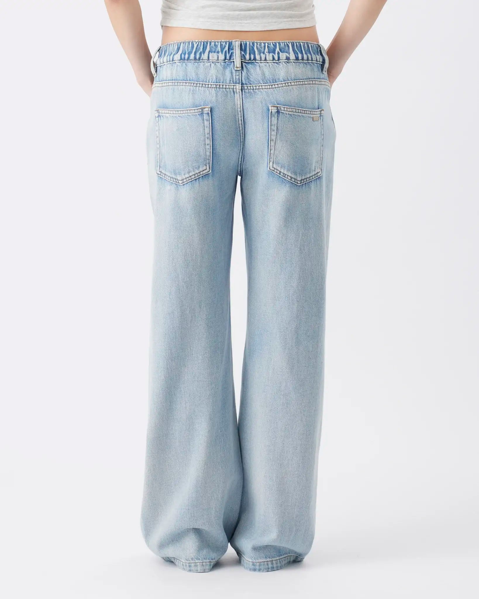 Billie Elastic Waist Jean Light Wash