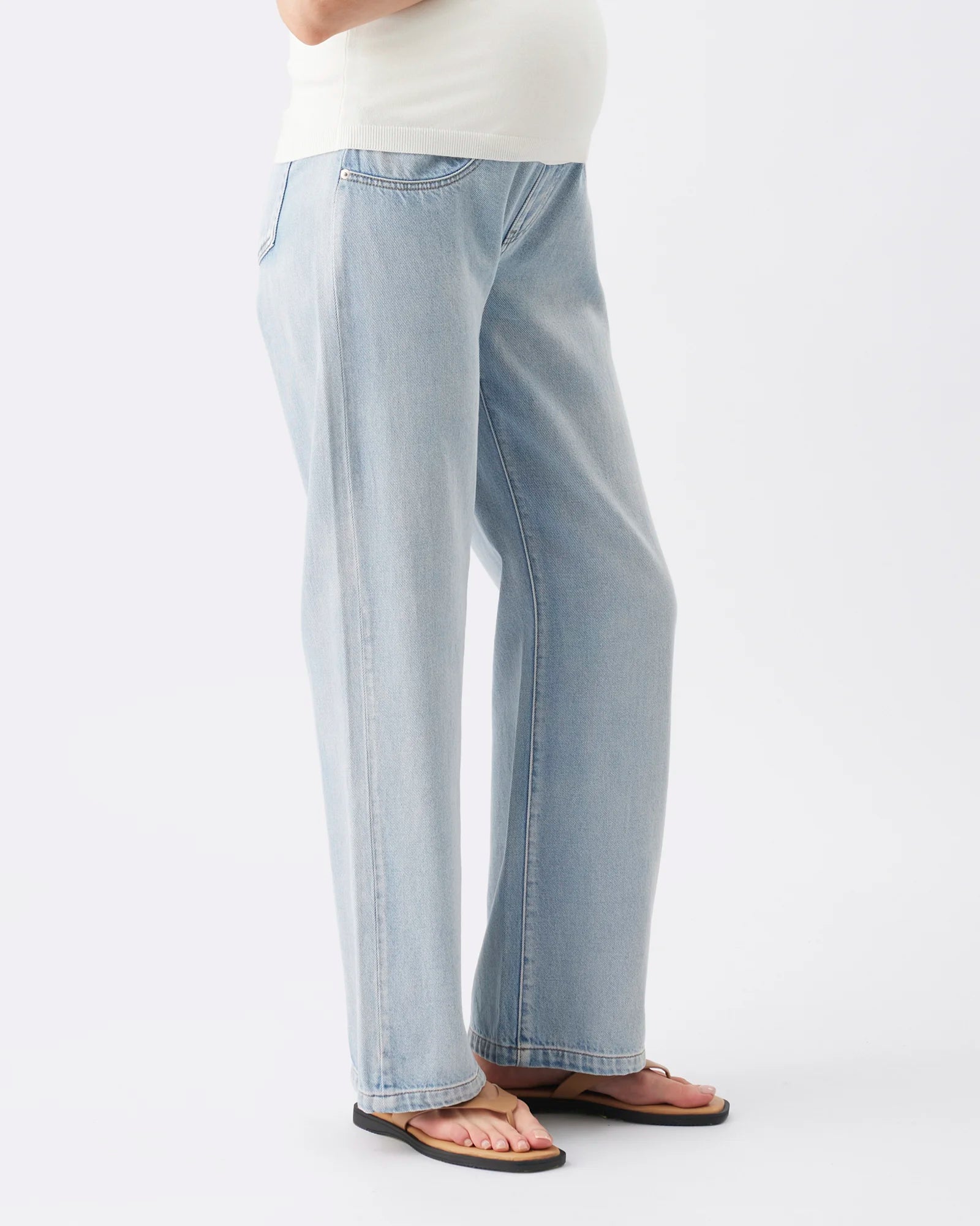 Billie Over Bump Jean Light Wash