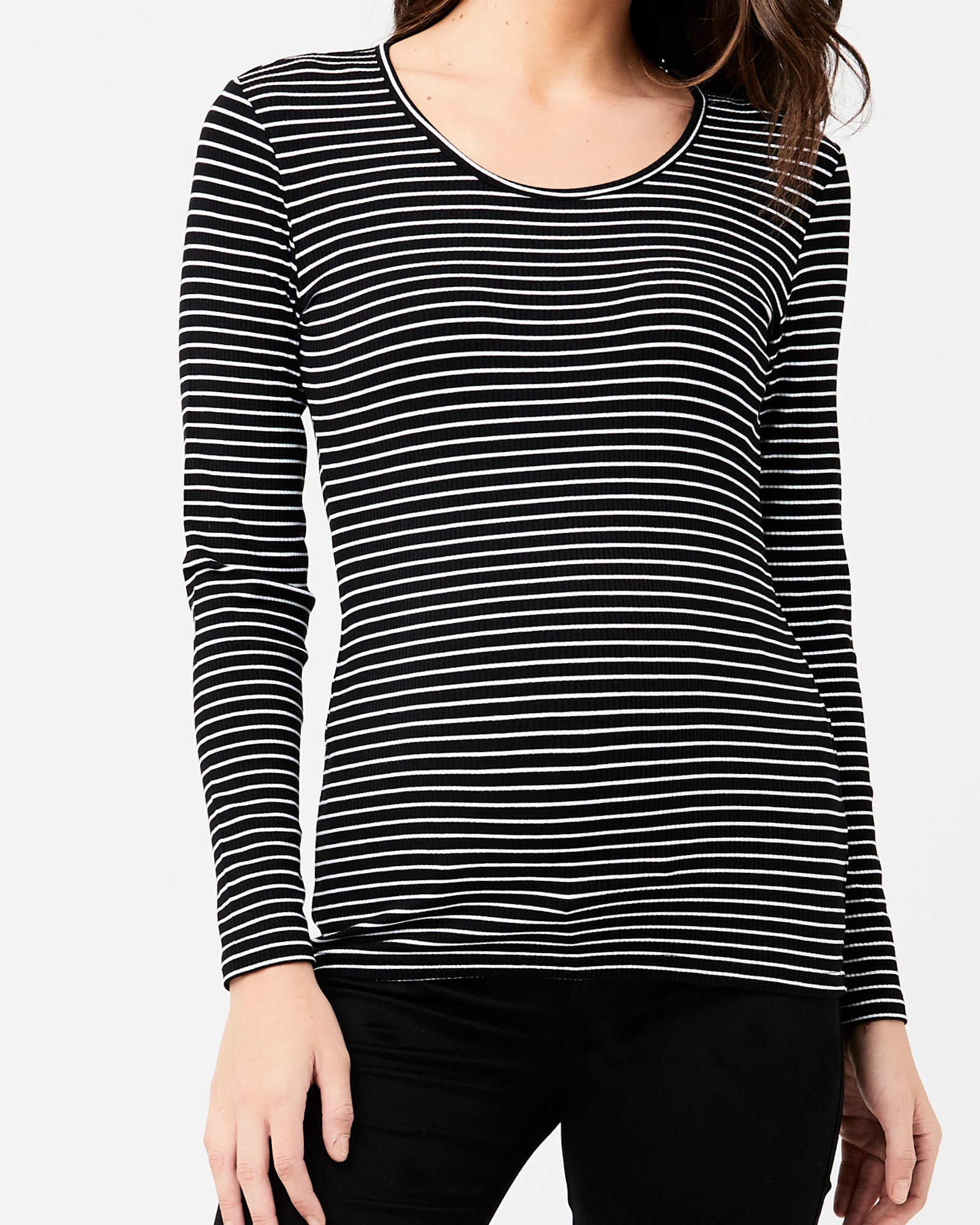 Round About Tee Black / White