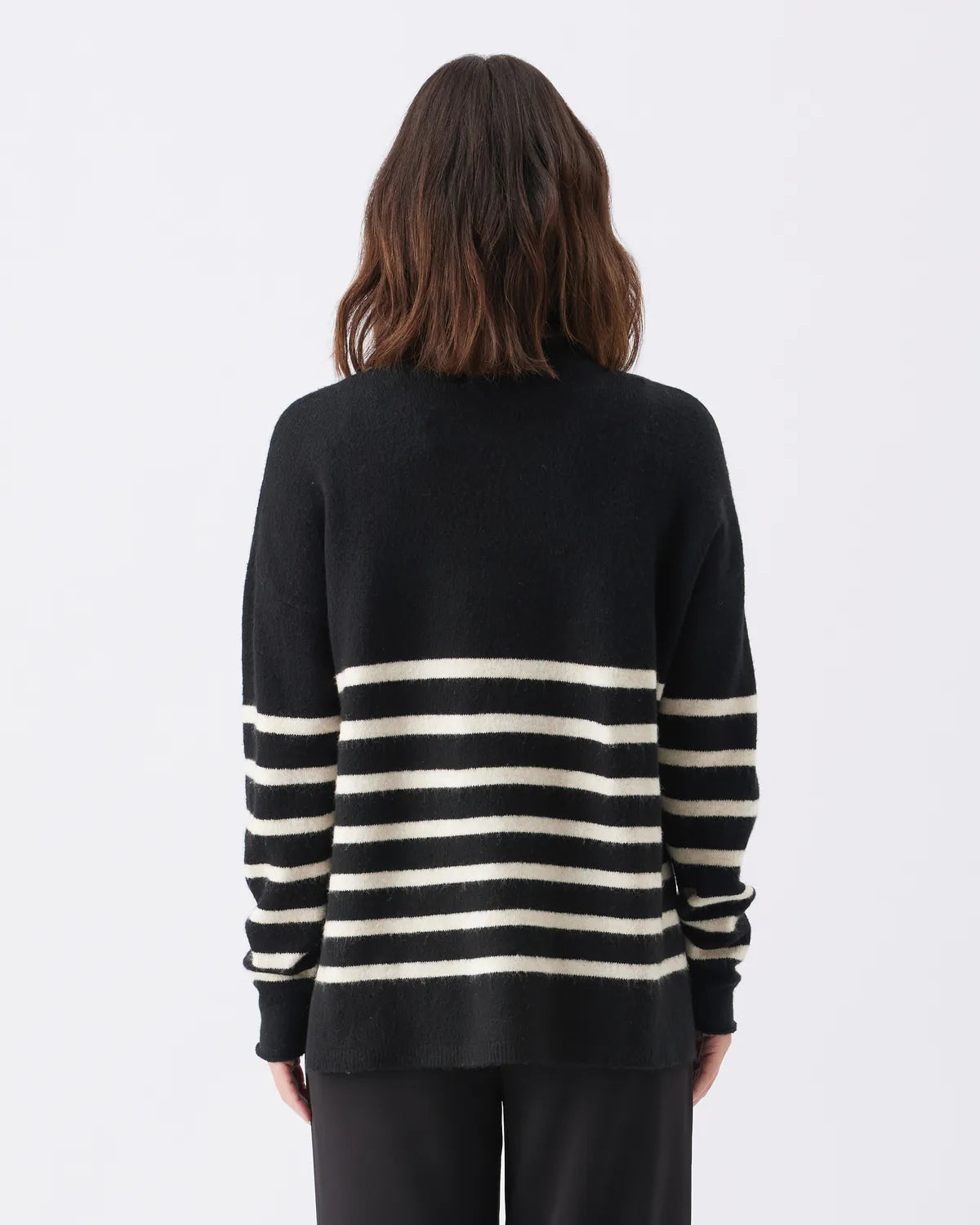 Gerrie Nursing Knit  Black / Vanilla