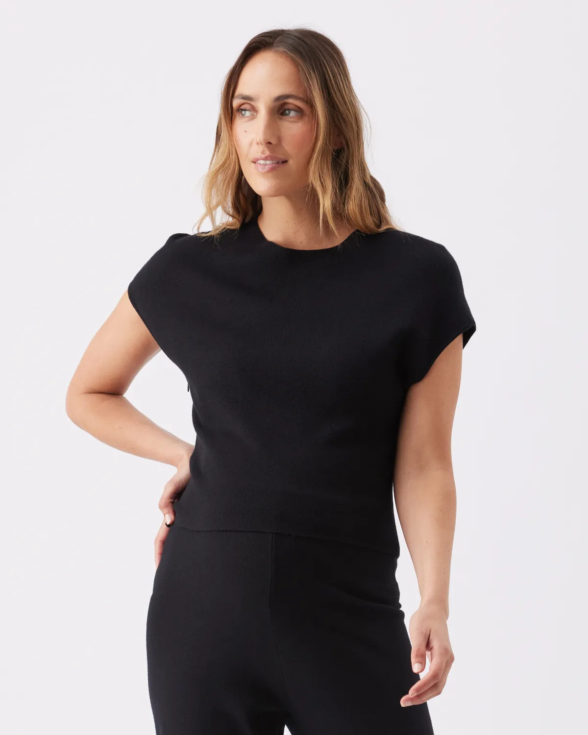Kira Nursing Knit  Black