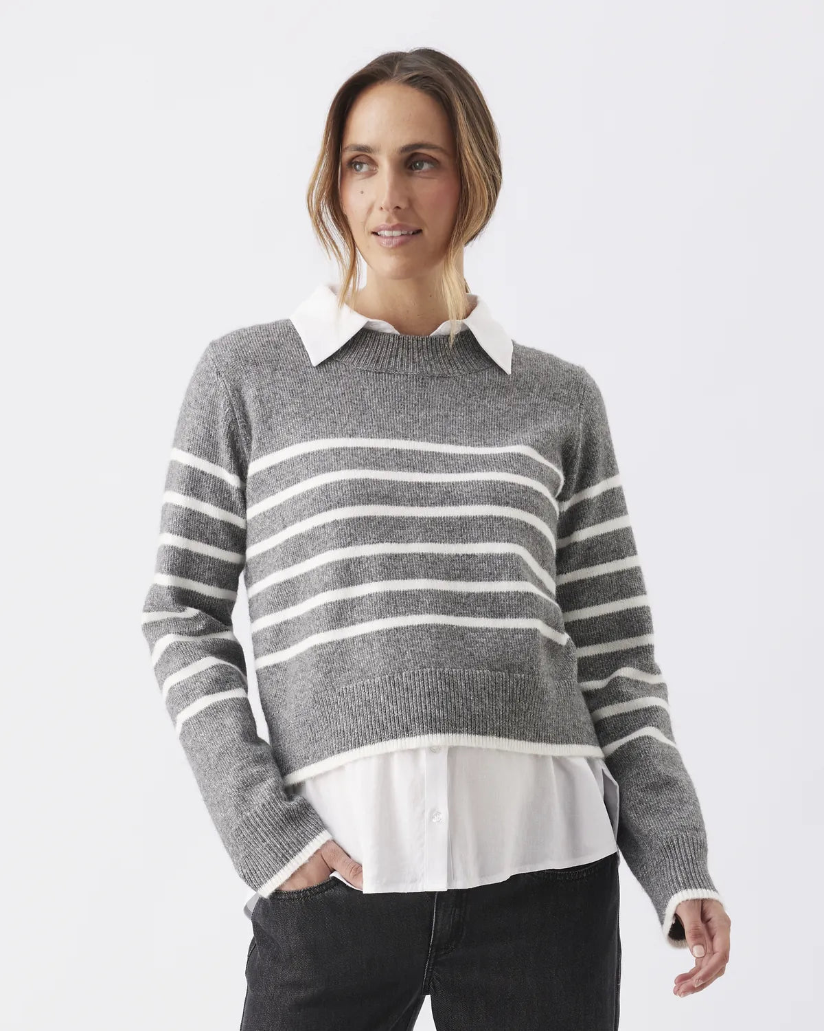 Montana Knit  Grey Marle / White