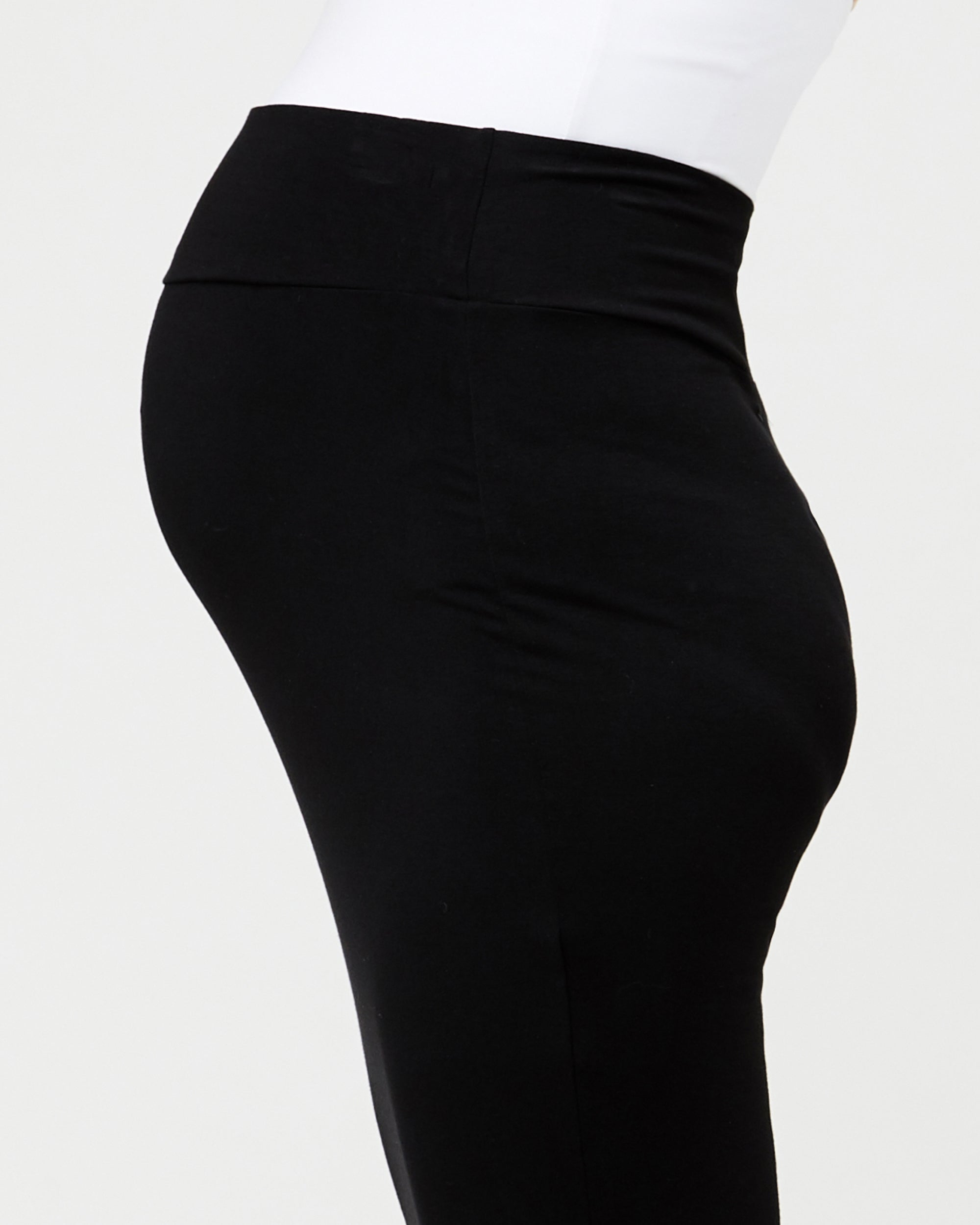 Mia Plain Skirt Black