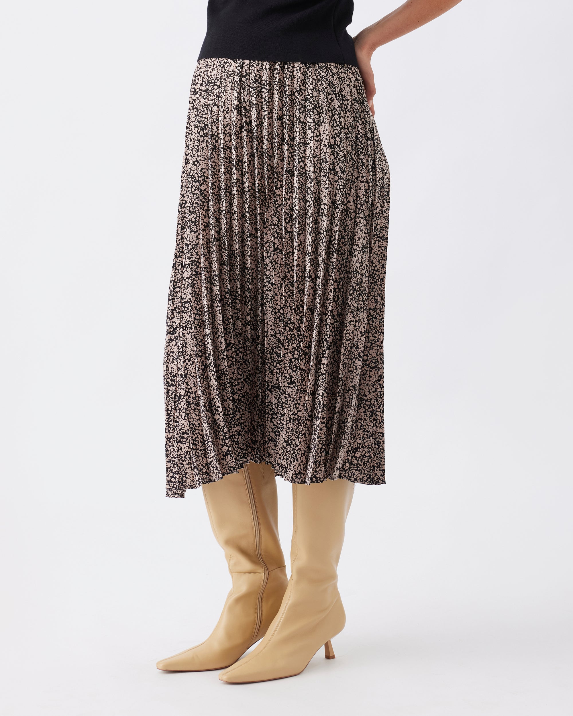 Florence Pleat Skirt Black / Dusty Pink