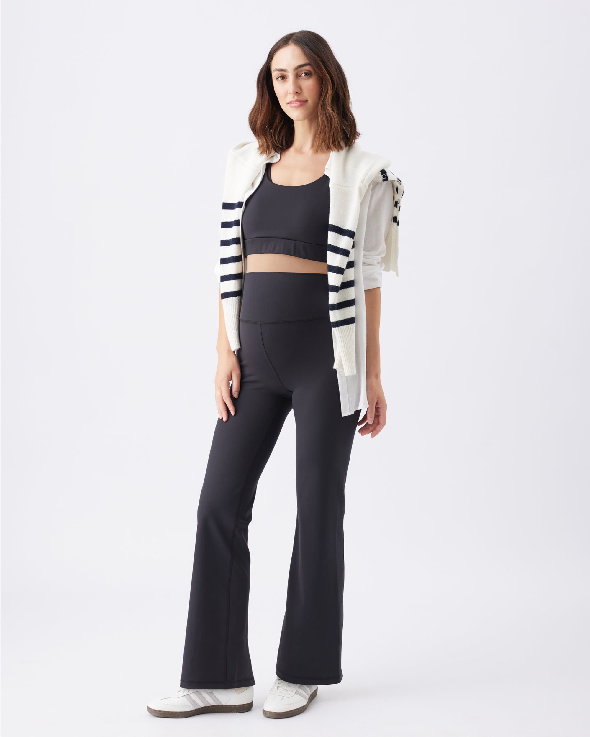 Tempo Nursing Crop Top Black
