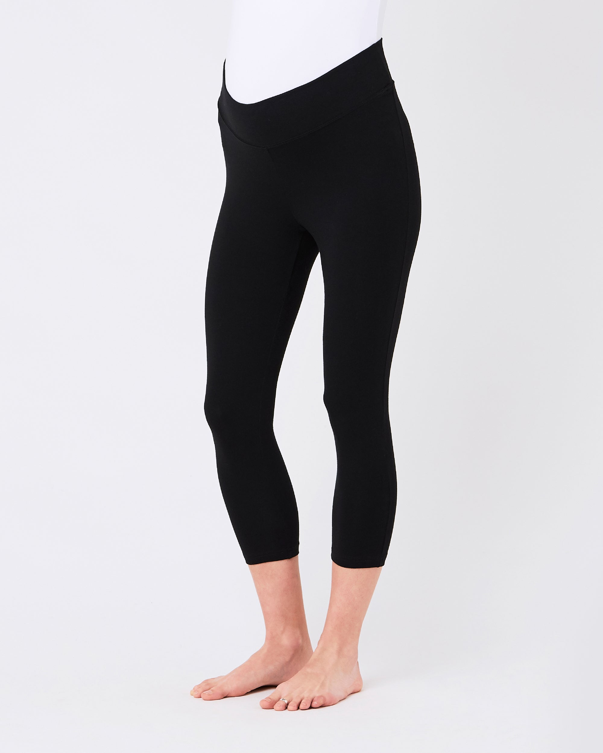 Yoga Capri Pants for Women Stretch Workout Joggers Leggings Capris High  Waisted Solid Color 3/4 Athletic Pants (Large, Black) - Walmart.com